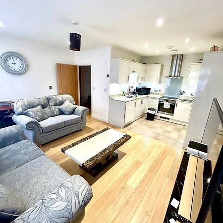 Lovely Cosy Apartment Bromley Exterior photo